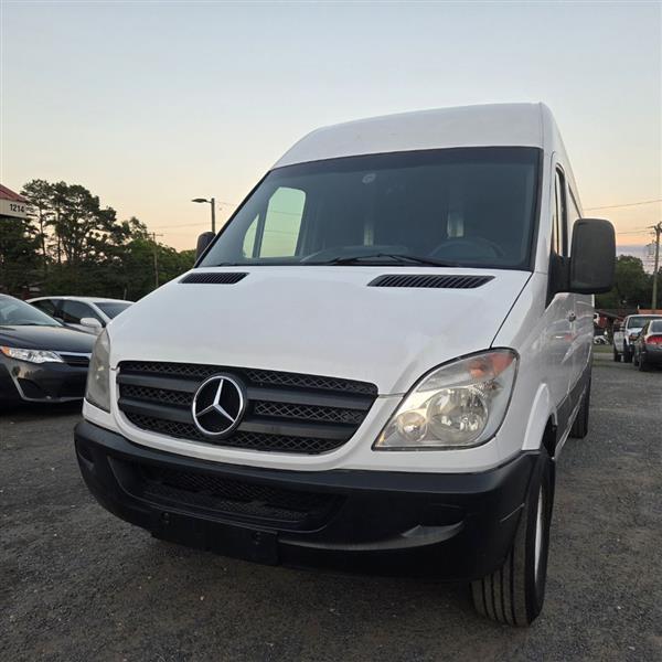 mercedes-benz sprinter van 2012 WD3PE8CB1C5683789 image mercedes-benz sprinter van 2012 WD3PE8CB1C5683789 image